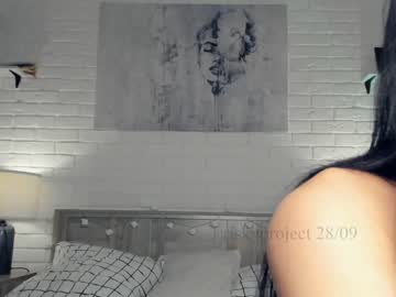 latina cam girl riskyproject image #3558370