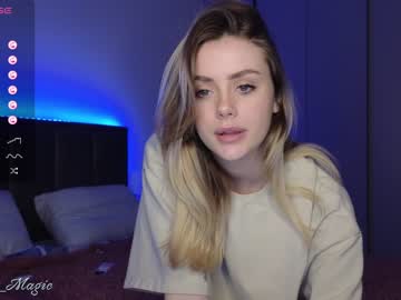 latina cam girl sky_magic image #4325165