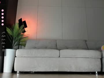 latina cam girl kaya_kakuro image #3494744