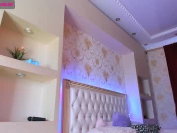 latina cam girl haeun_lee image #1608675