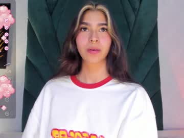 annie_velvet latina cam