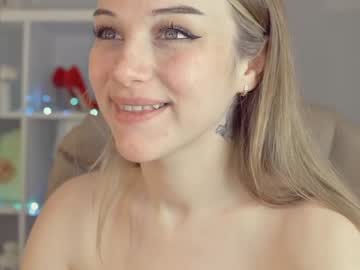 latina cam girl mia_milagros image #990729