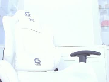 latina cam girl ingridblondy94 image #4292433