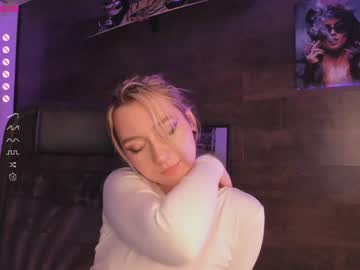 latina cam girl yolandabertha image #2443344