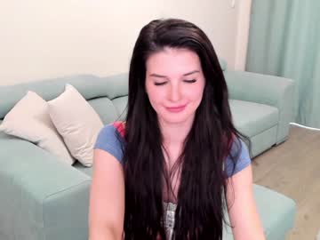 latina cam girl elaanna image #3050289