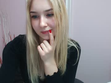 latina cam girl lila_page image #762988