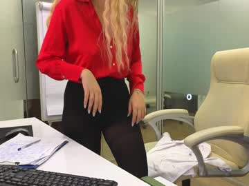latina cam girl babesgowild image #3948502