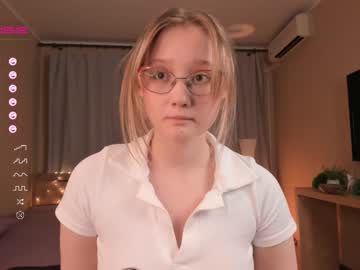 latina cam girl bettybarnett image #3071802