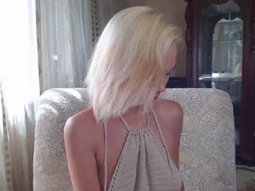 latina cam girl karinalin18 image #3239955