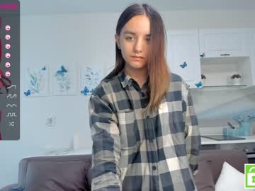 latina cam girl karalyons image #3278046
