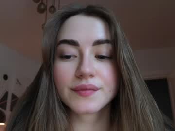 latina cam girl strawberryjamx image #3423774