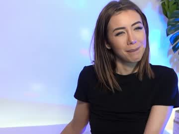 latina cam girl emese_ image #1029914