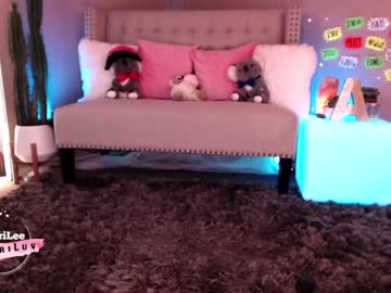 latina cam girl aubrilee image #1243384