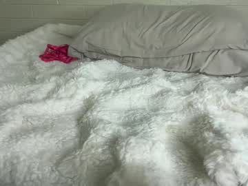 latina cam girl bunnybella333 image #4716596