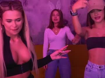 latina cam couple kira0541 image #1859374