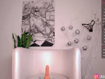 latina cam girl alicia_uwu image #2182172
