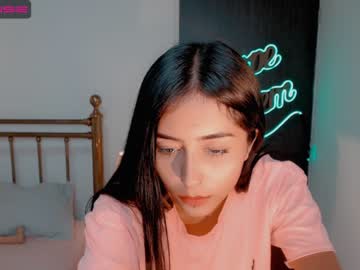 latina cam girl gummy_bear7 image #1774060