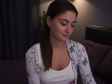 latina cam girl tessarosse_ image #3762384