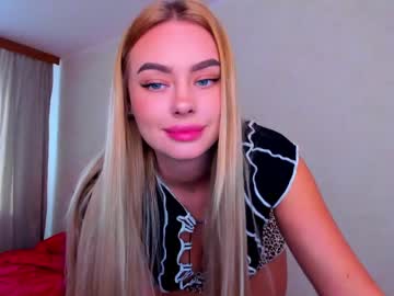 latina cam girl 8a8y_nura image #2377511