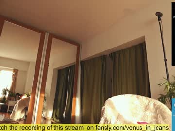 latina cam girl venus_in_jeans image #4566950