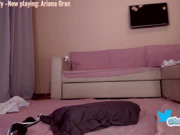 latina cam girl hollyextra image #1844238