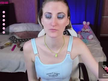 latina cam girl eva__blonde image #2532055