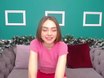 latina cam girl adelewilson__ image #427481