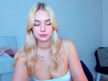 latina cam girl 8a8y_nura image #1120856