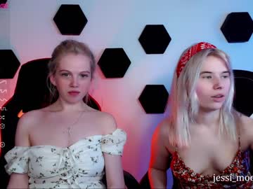 latina cam girl small_blondee image #2715670