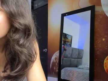 latina cam girl dreamsisabella image #4013555