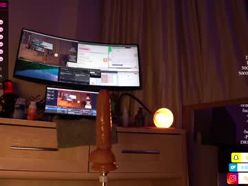latina cam girl kronniekray image #2380301