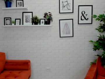 latina cam girl luna_burns image #94976