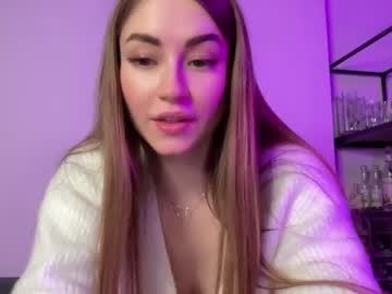 latina cam girl strawberryjamx image #2362292