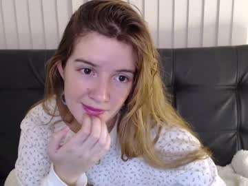 latina cam girl cutenataly image #306021