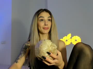latina cam girl hotfallingdevil image #1958440