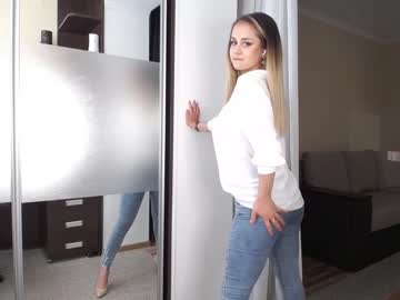 latina cam girl kerelai image #1045157