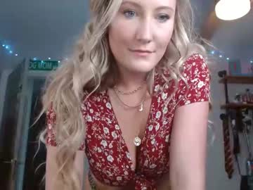 latina cam girl sultrysnow69 image #2657354