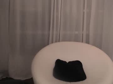 latina cam girl eevie_moon image #2230847