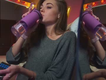 latina cam girl lettymoa image #918128