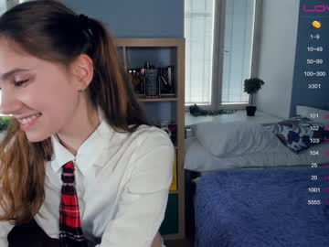 latina cam girl youne_and_beautiful image #2830964