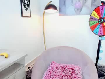 latina cam girl missniley image #3754322