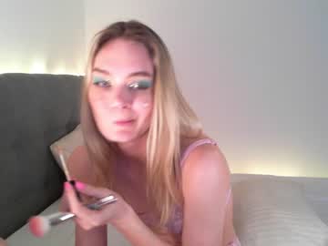 latina cam couple peachcreamcouple image #1079955
