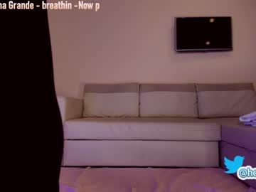 latina cam girl hollyextra image #1755385