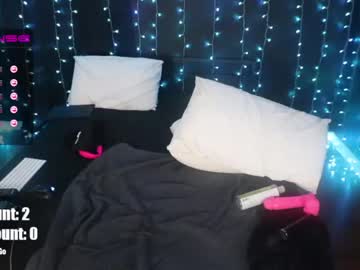 latina cam girl milavalentinax image #536855