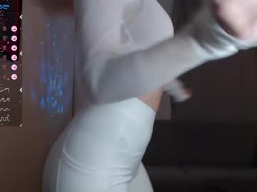 latina cam girl kriss0leoo image #3892536