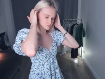 latina cam girl lili_summer image #3753013