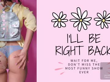 latina cam girl little_effy18 image #4563359