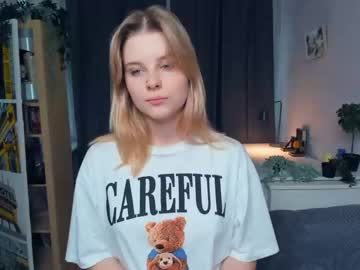 latina cam girl intimacy_scene image #4633330