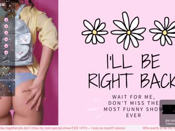 latina cam girl little_effy18 image #4195651
