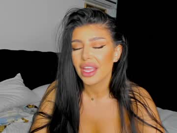 latina cam girl moniqueeass image #2773364
